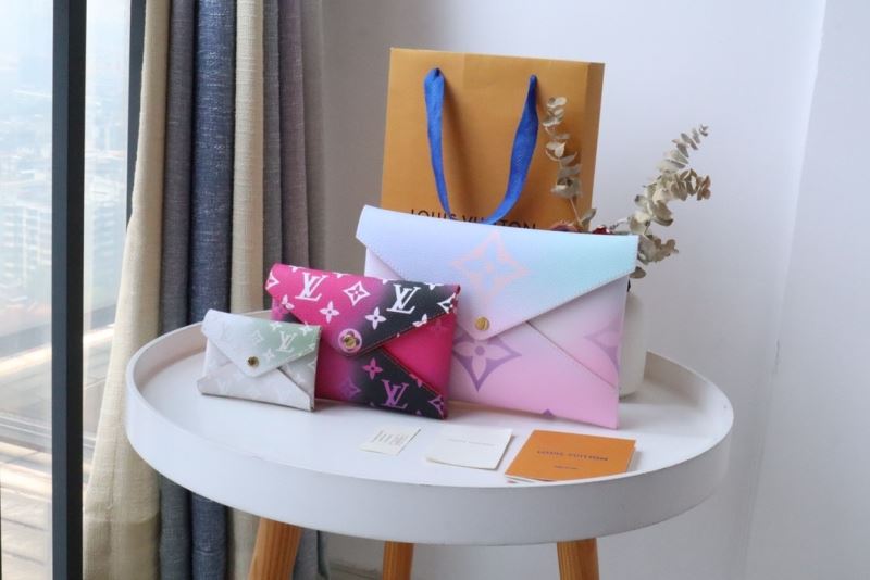 Louis Vuitton Clutch Bags